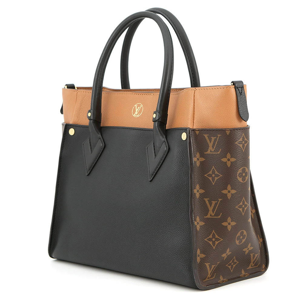 Louis Vuitton handbag On leather black Side bag My calf Monogram